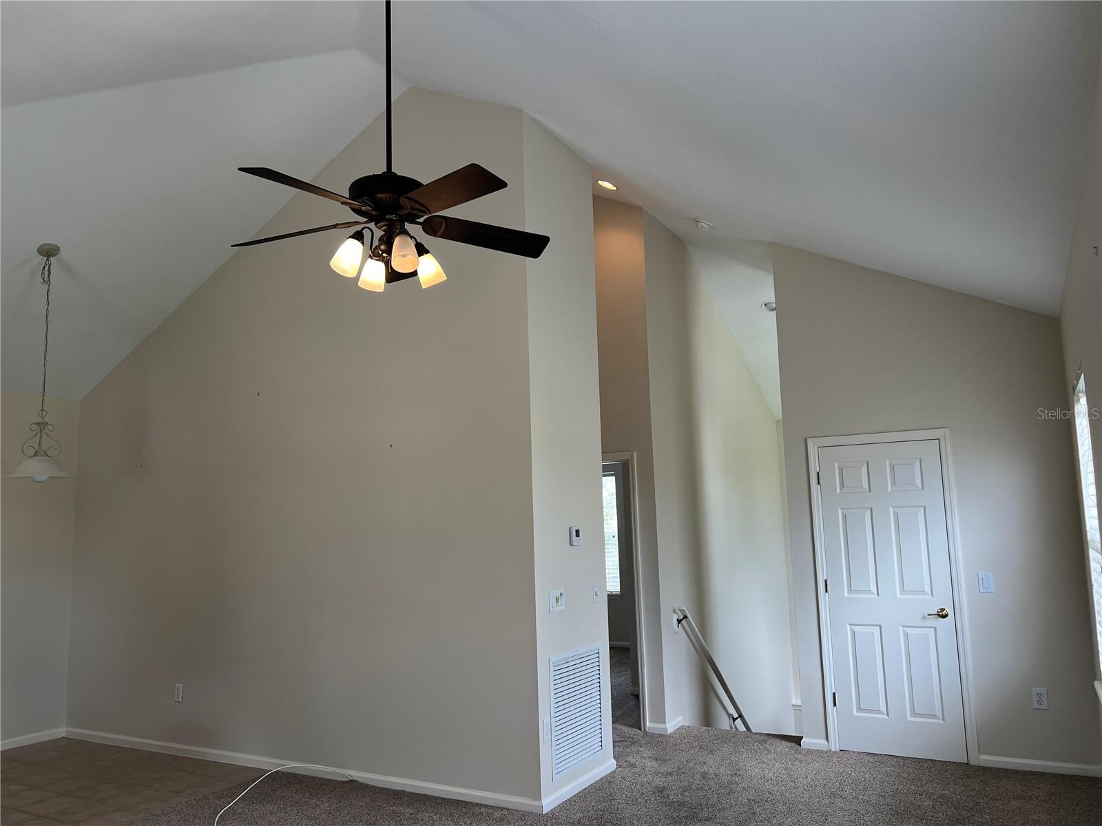 Image 4 of 11 For 1001 Oak Pond Drive B