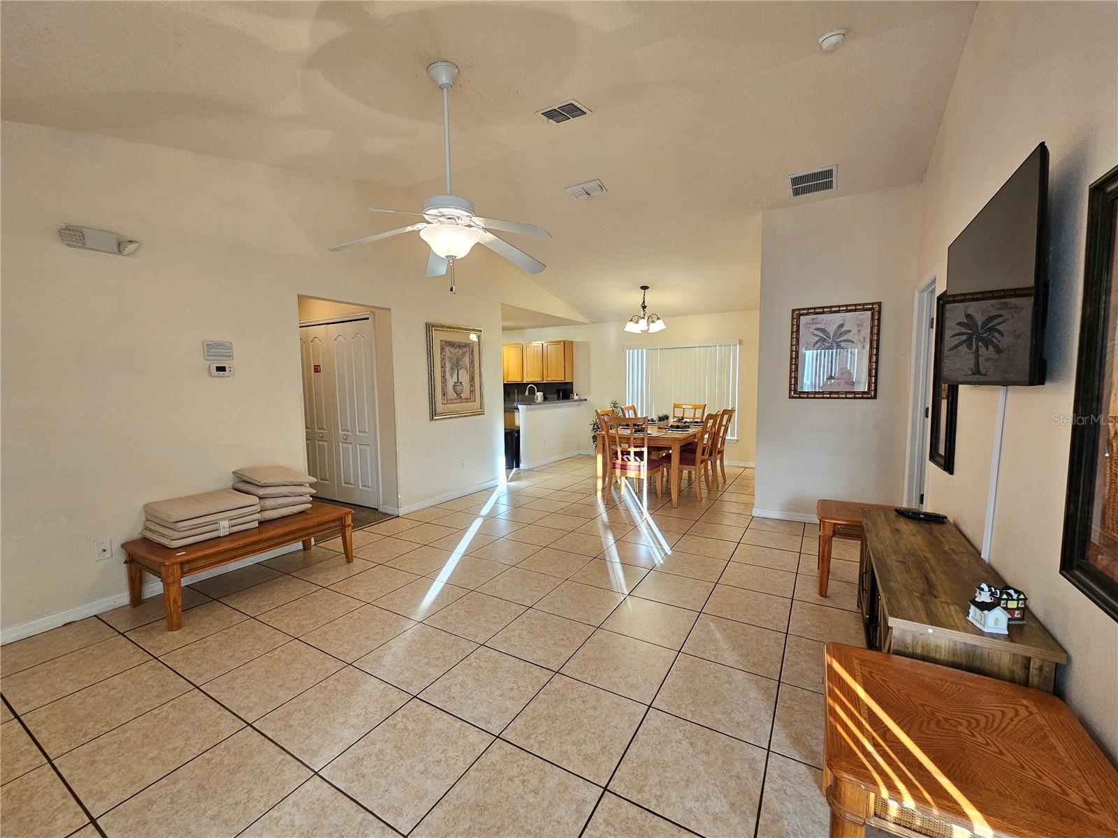 Image 6 of 18 For 297 Blue Jay Way