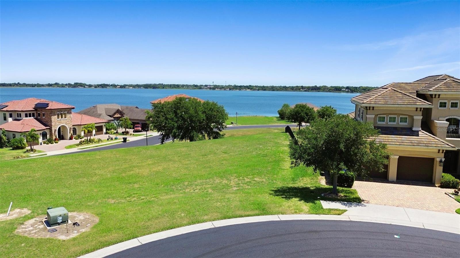 Image 3 of 41 For 206 Spring Azure Drive
