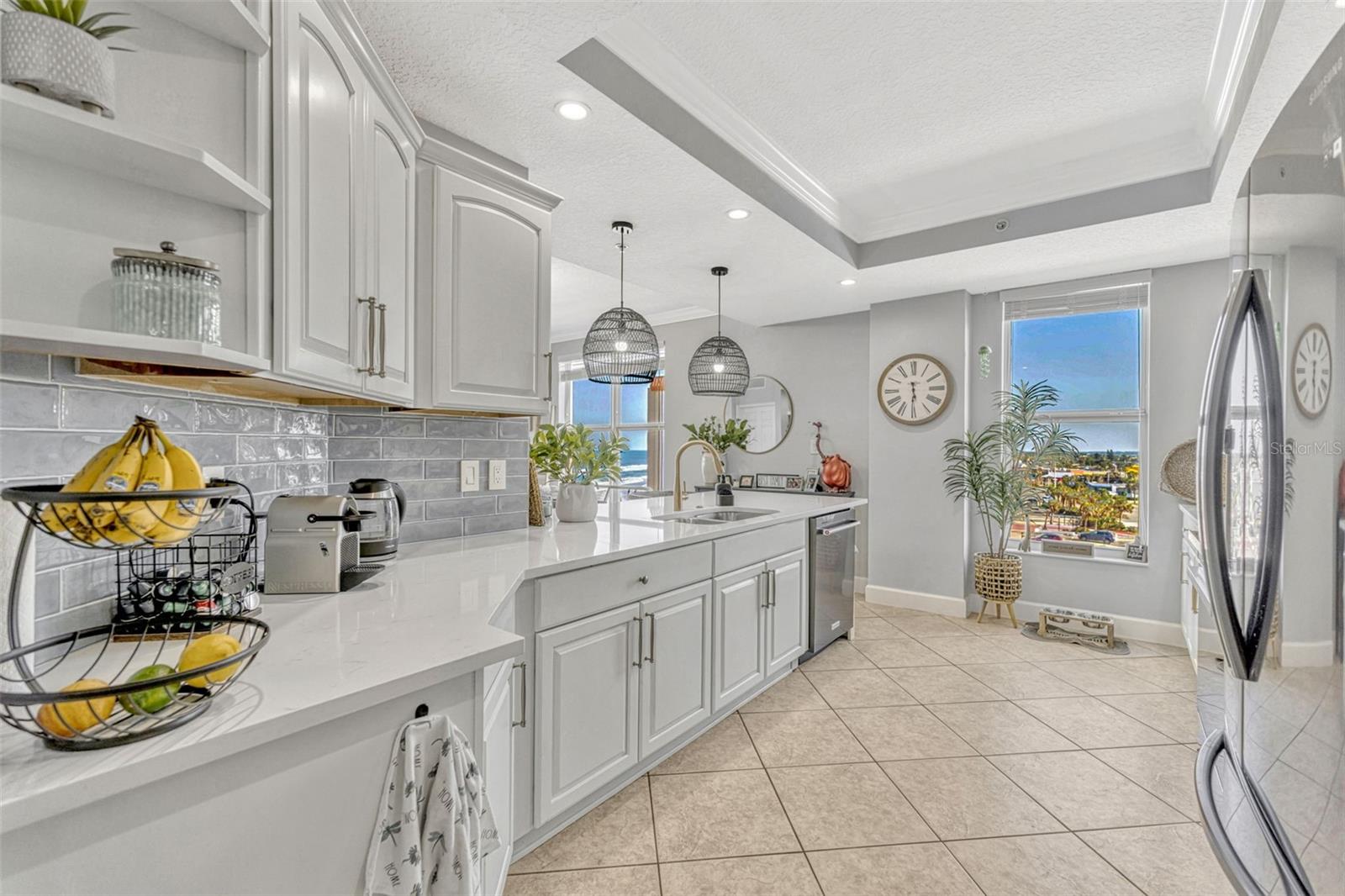 Image 10 of 52 For 2403 S Atlantic Avenue 501