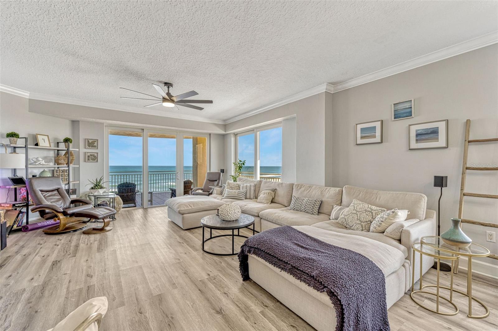 Image 23 of 52 For 2403 S Atlantic Avenue 501