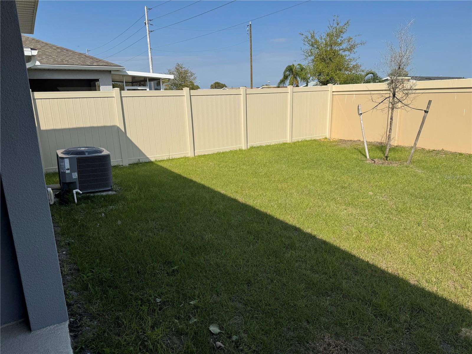 Image 10 of 17 For 3649 Yarian Drive