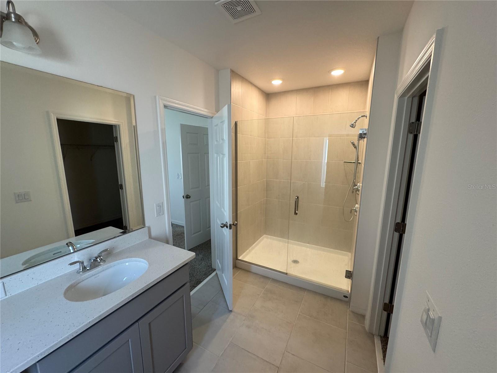 Image 15 of 17 For 3649 Yarian Drive