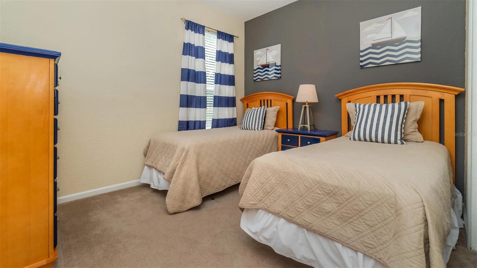 Image 17 of 43 For 7719 Comrow Street