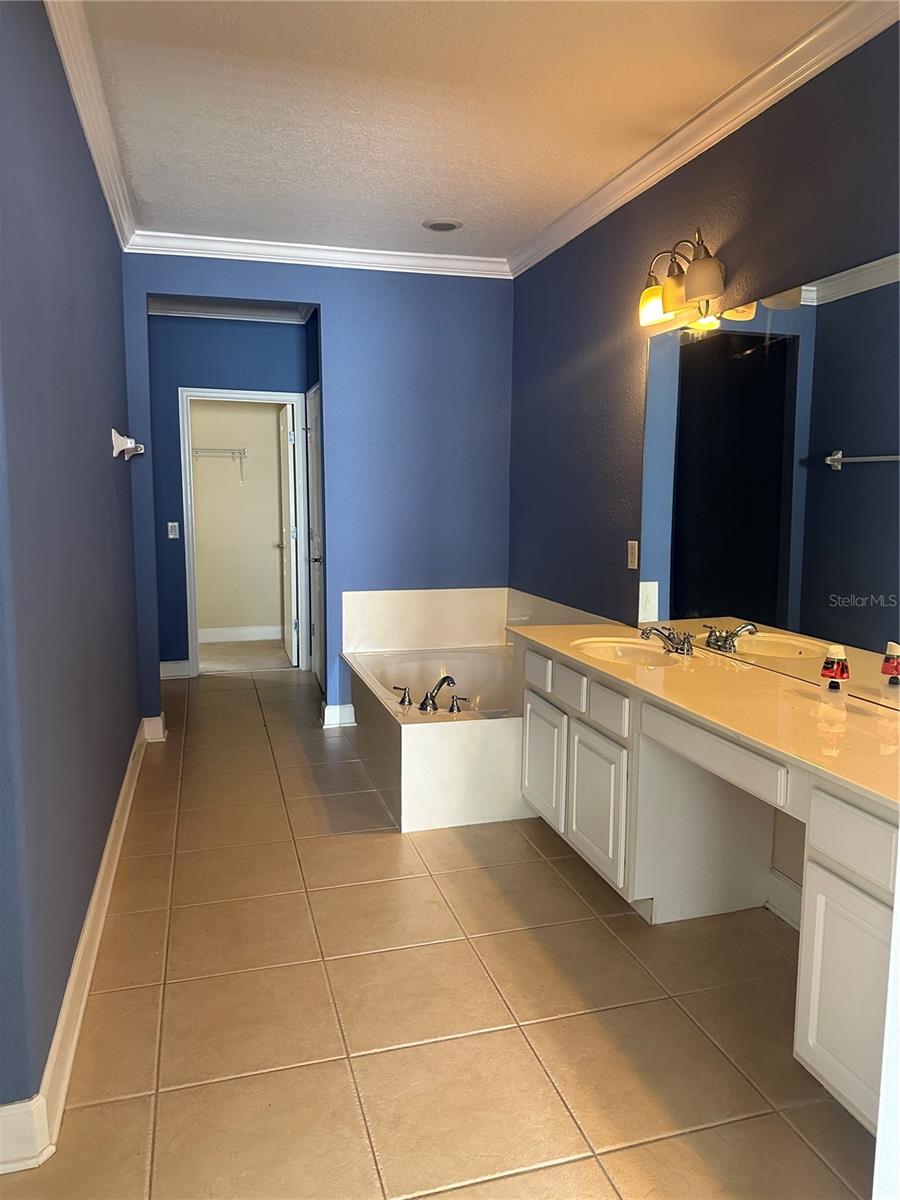 Image 21 of 29 For 8369 Riverdale Ln  1