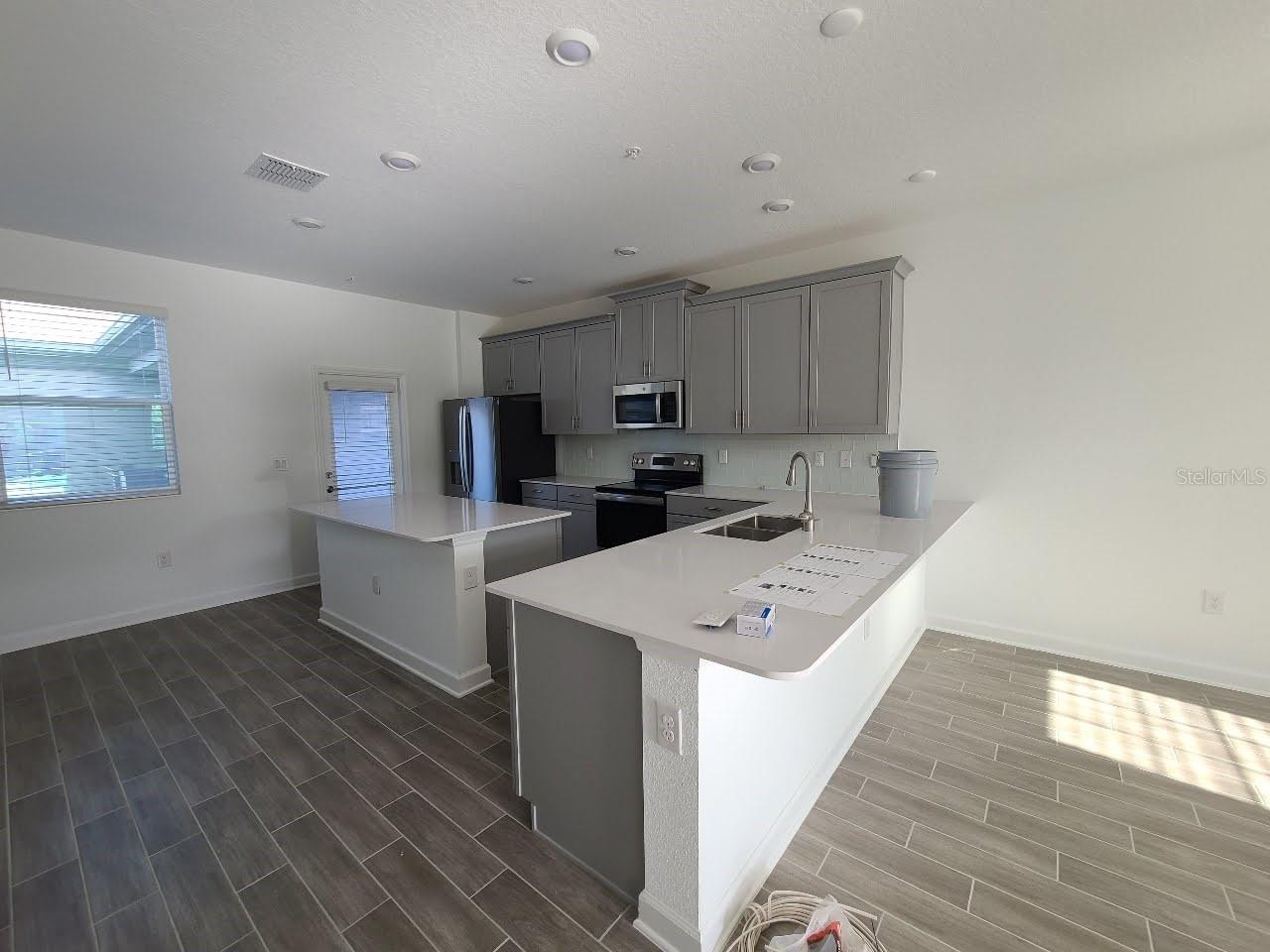 Image 2 of 8 For 11957 Boldface Drive