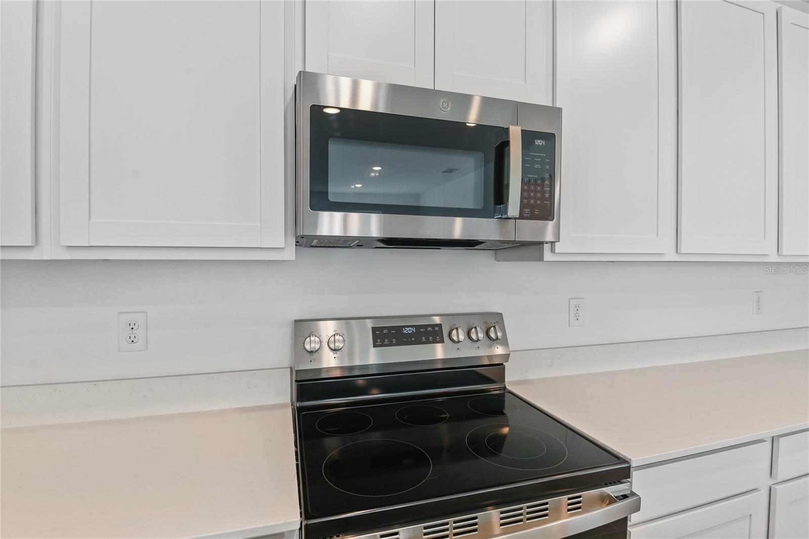 Image 5 of 19 For 1126 Olivine Avenue