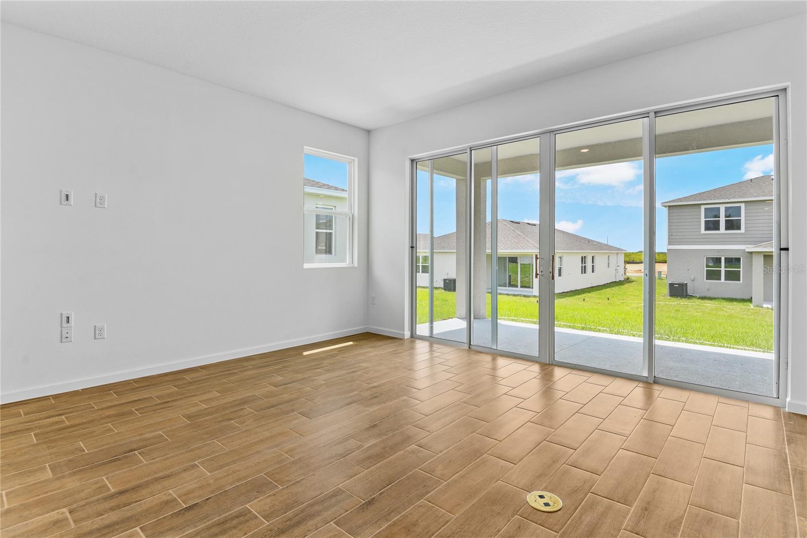 Image 7 of 19 For 1126 Olivine Avenue