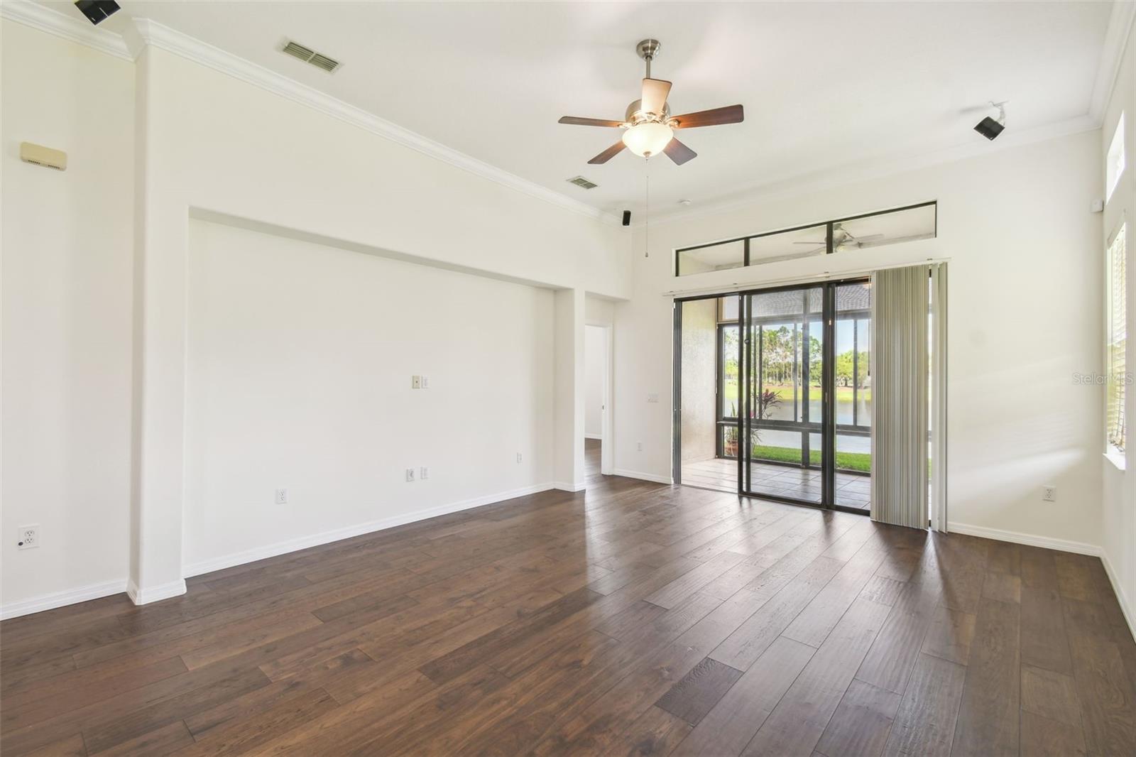 Image 18 of 61 For 1818 Pelican Hill Way