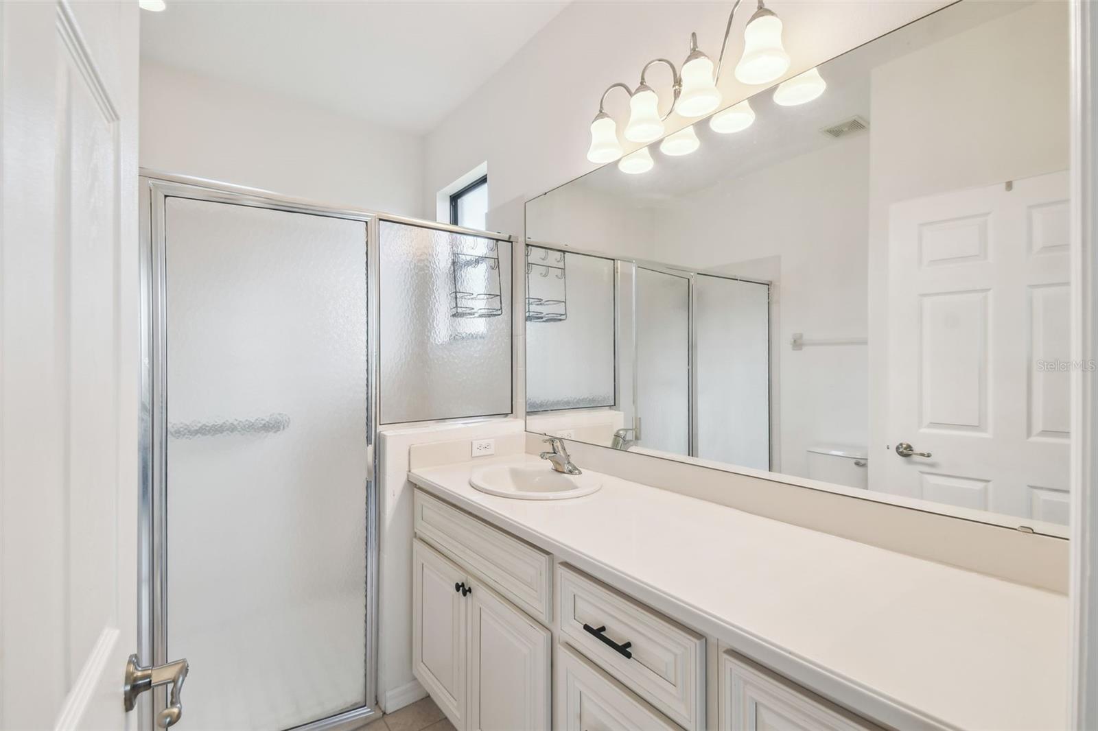 Image 23 of 61 For 1818 Pelican Hill Way