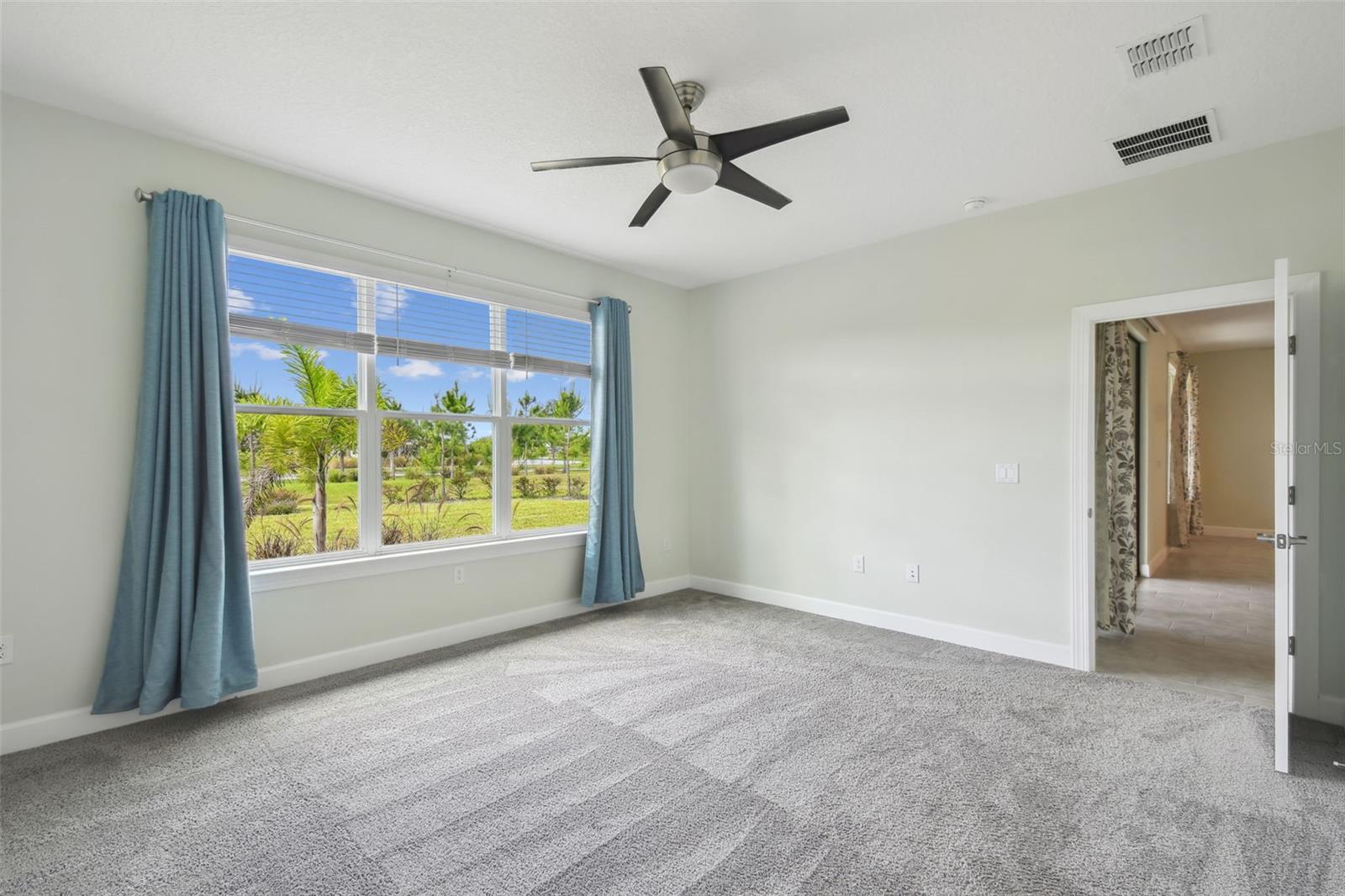 Image 15 of 61 For 204 Bella Cortina Dr