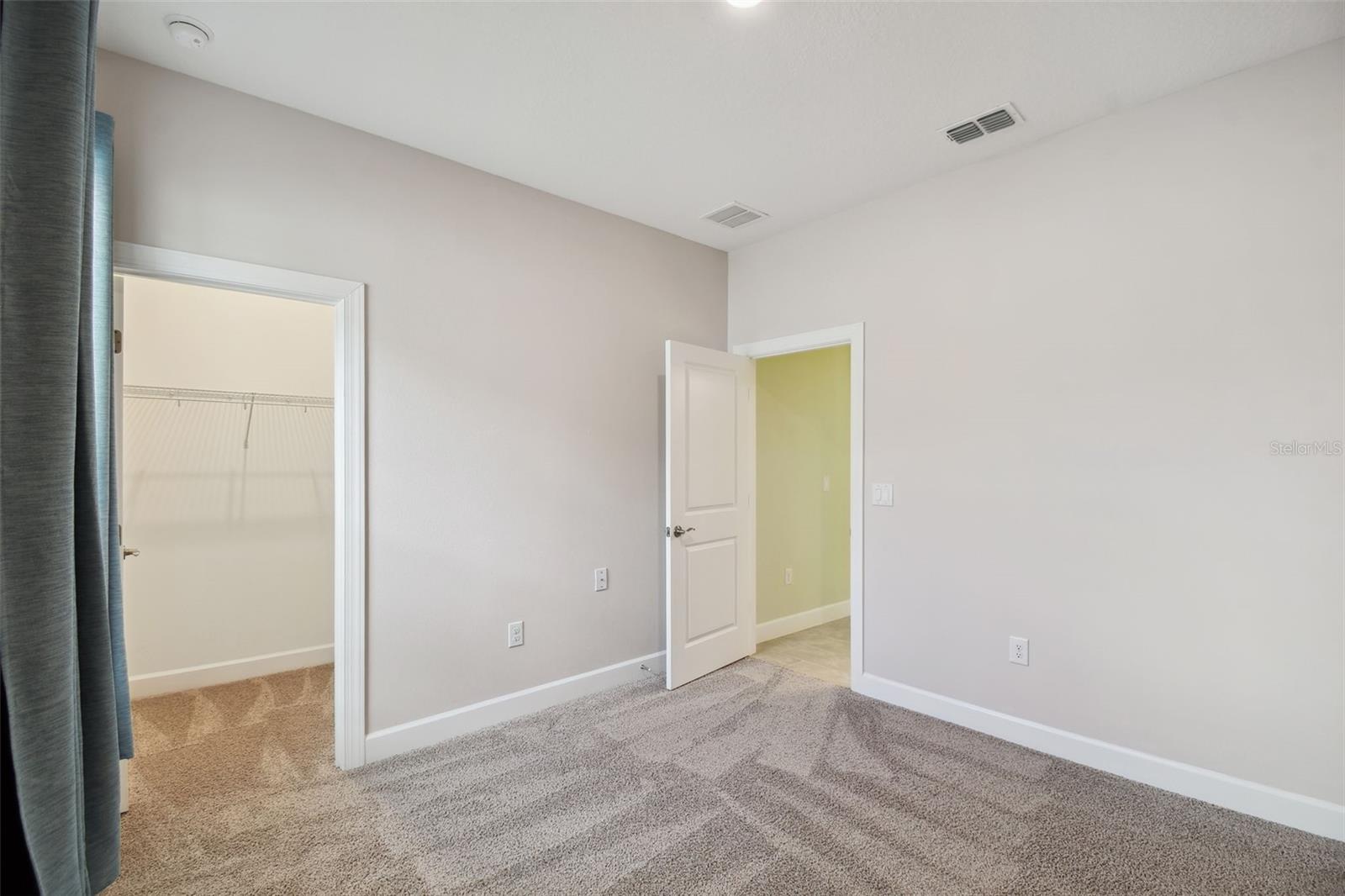 Image 23 of 61 For 204 Bella Cortina Dr