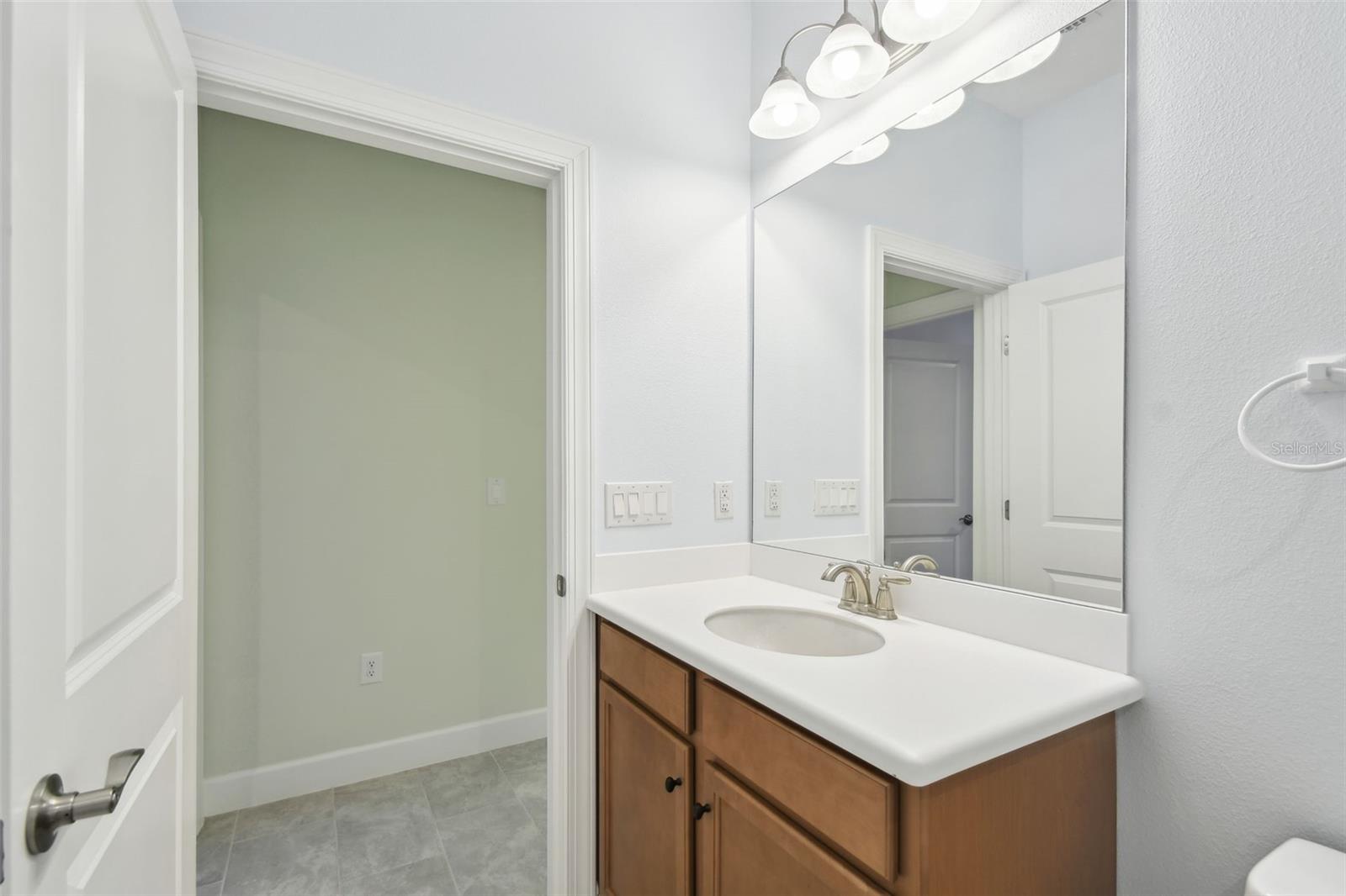 Image 29 of 61 For 204 Bella Cortina Dr