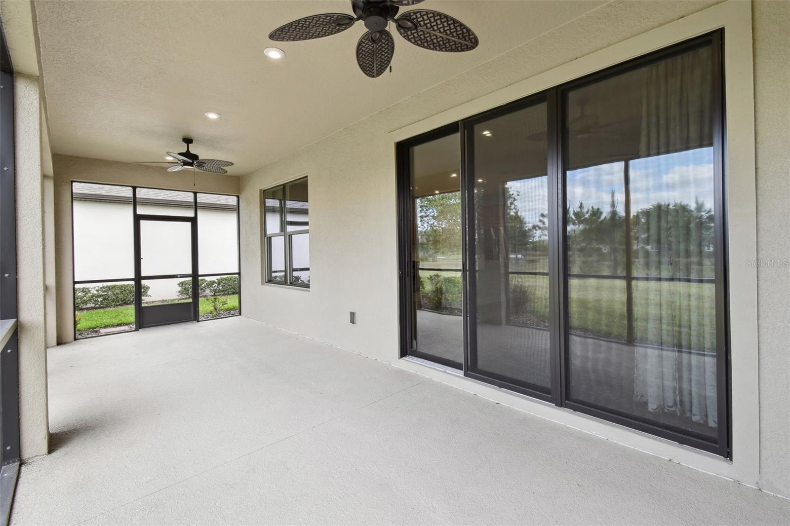 Image 32 of 61 For 204 Bella Cortina Dr