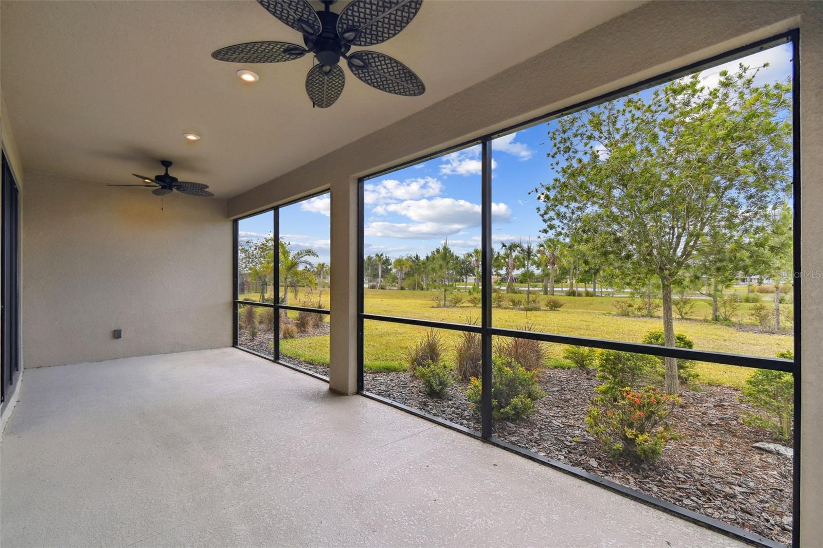 Image 34 of 61 For 204 Bella Cortina Dr