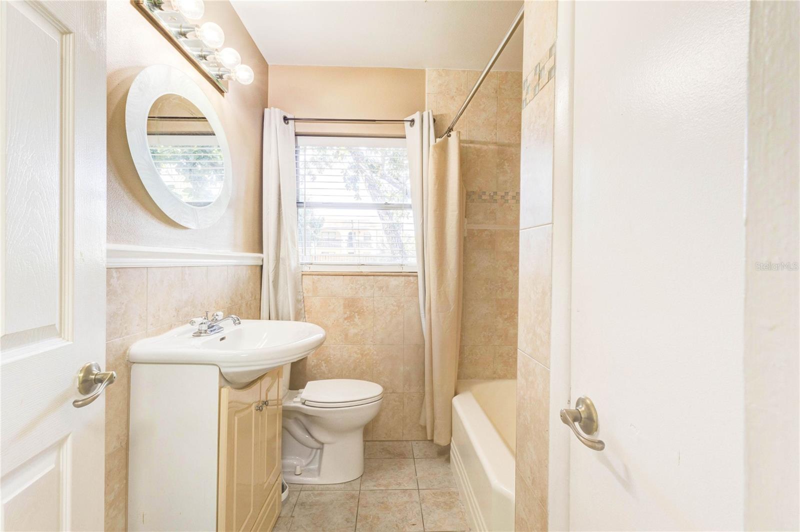 Image 6 of 10 For 245 Le Jeune Drive
