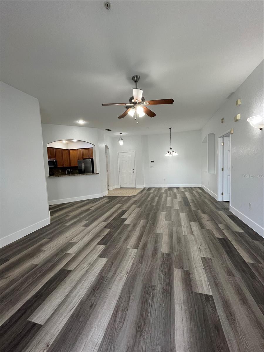 Image 3 of 17 For 3301 Whitestone Circle 204