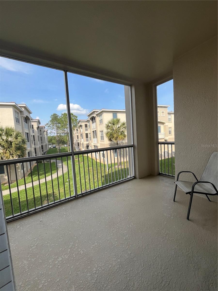 Image 8 of 17 For 3301 Whitestone Circle 204