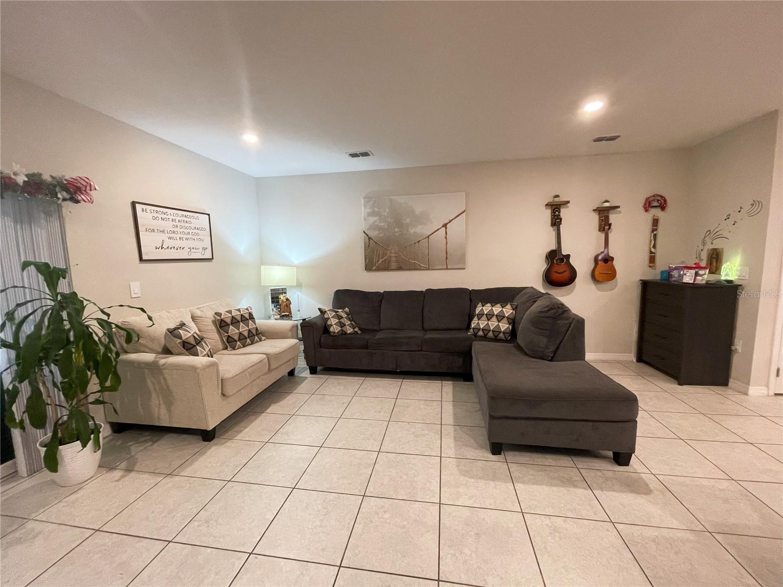 Image 11 of 51 For 4871 Coral Castle Drive