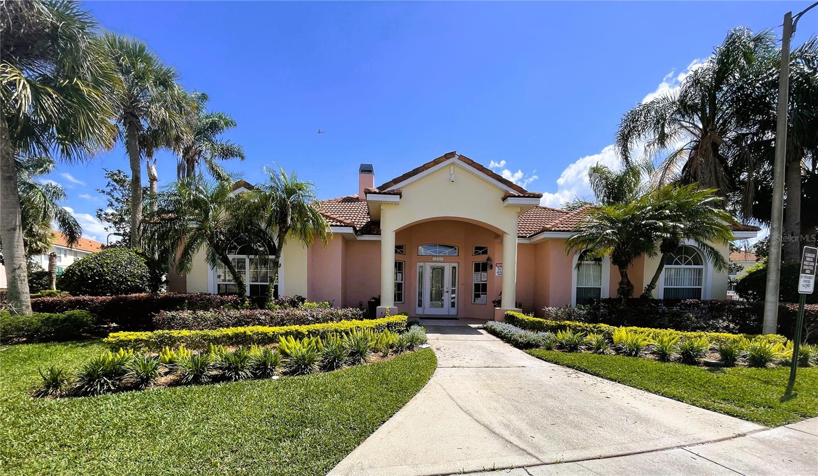 Image 36 of 51 For 4871 Coral Castle Drive