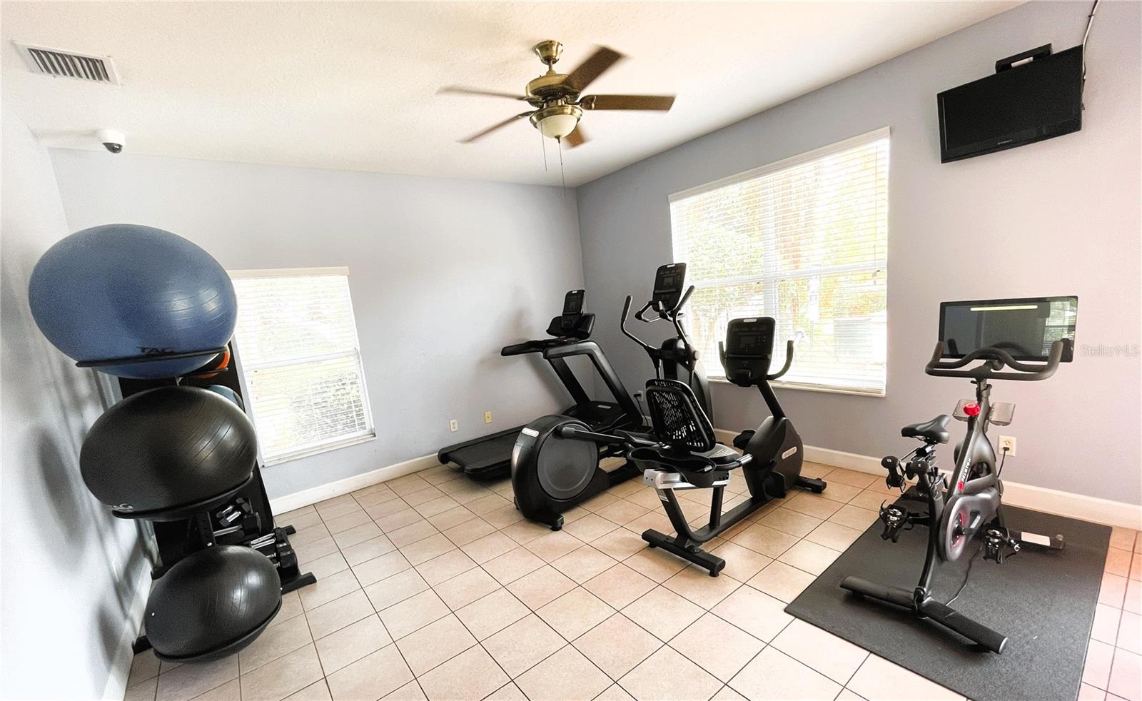 Image 39 of 51 For 4871 Coral Castle Drive
