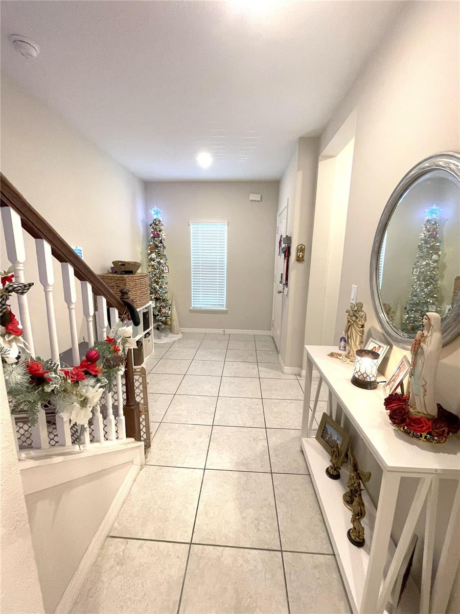 Image 7 of 51 For 4871 Coral Castle Drive