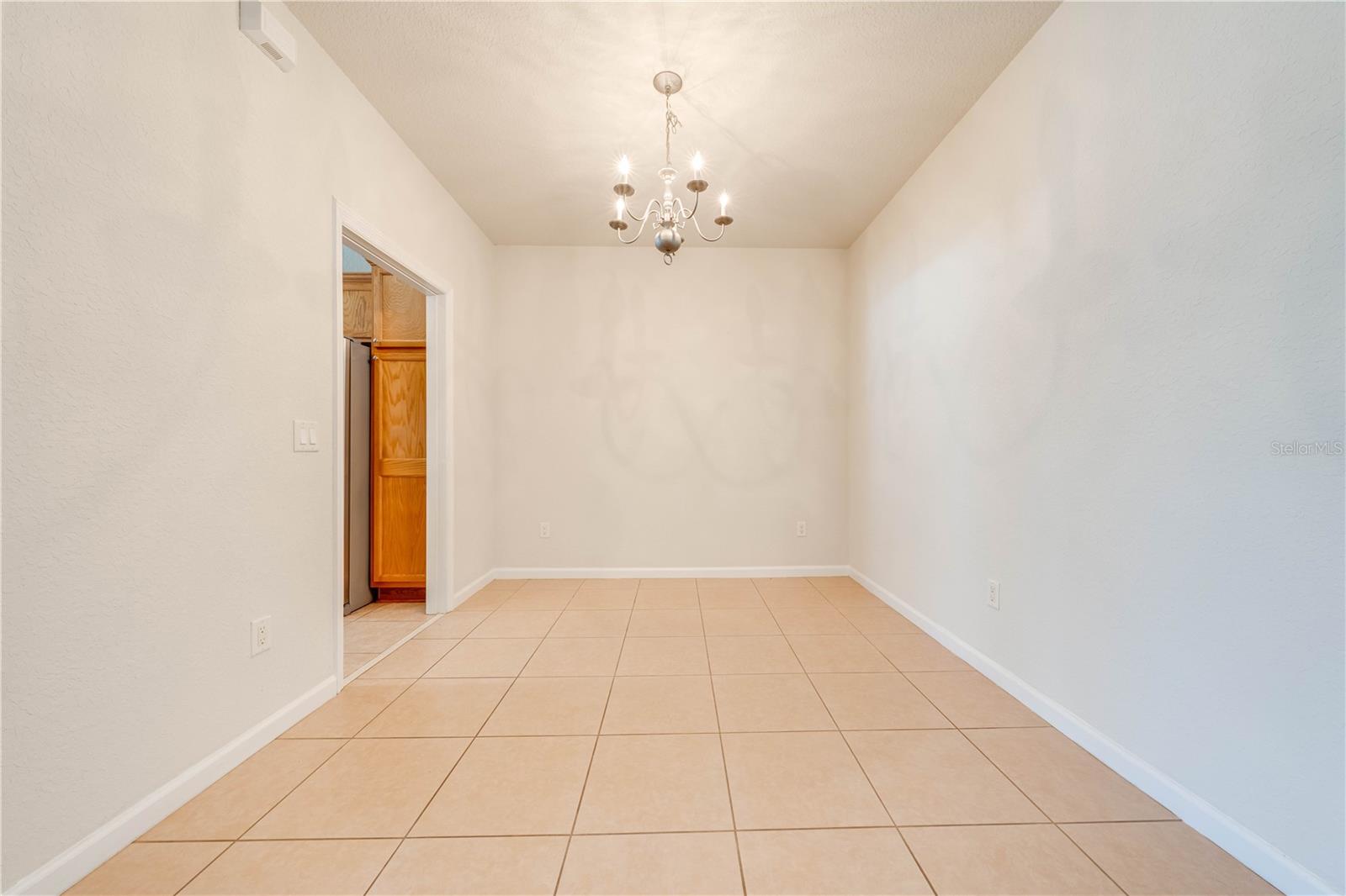 Image 15 of 39 For 4550 52nd Circle 107