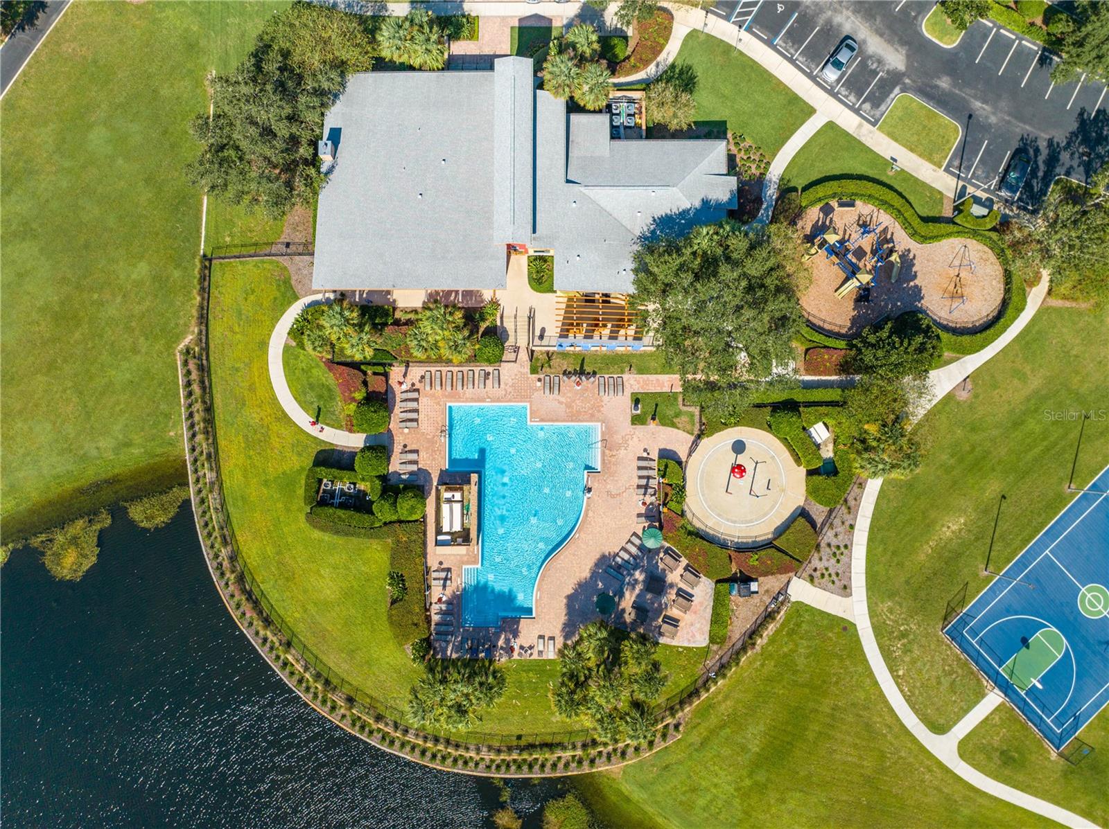 Image 4 of 39 For 4550 52nd Circle 107