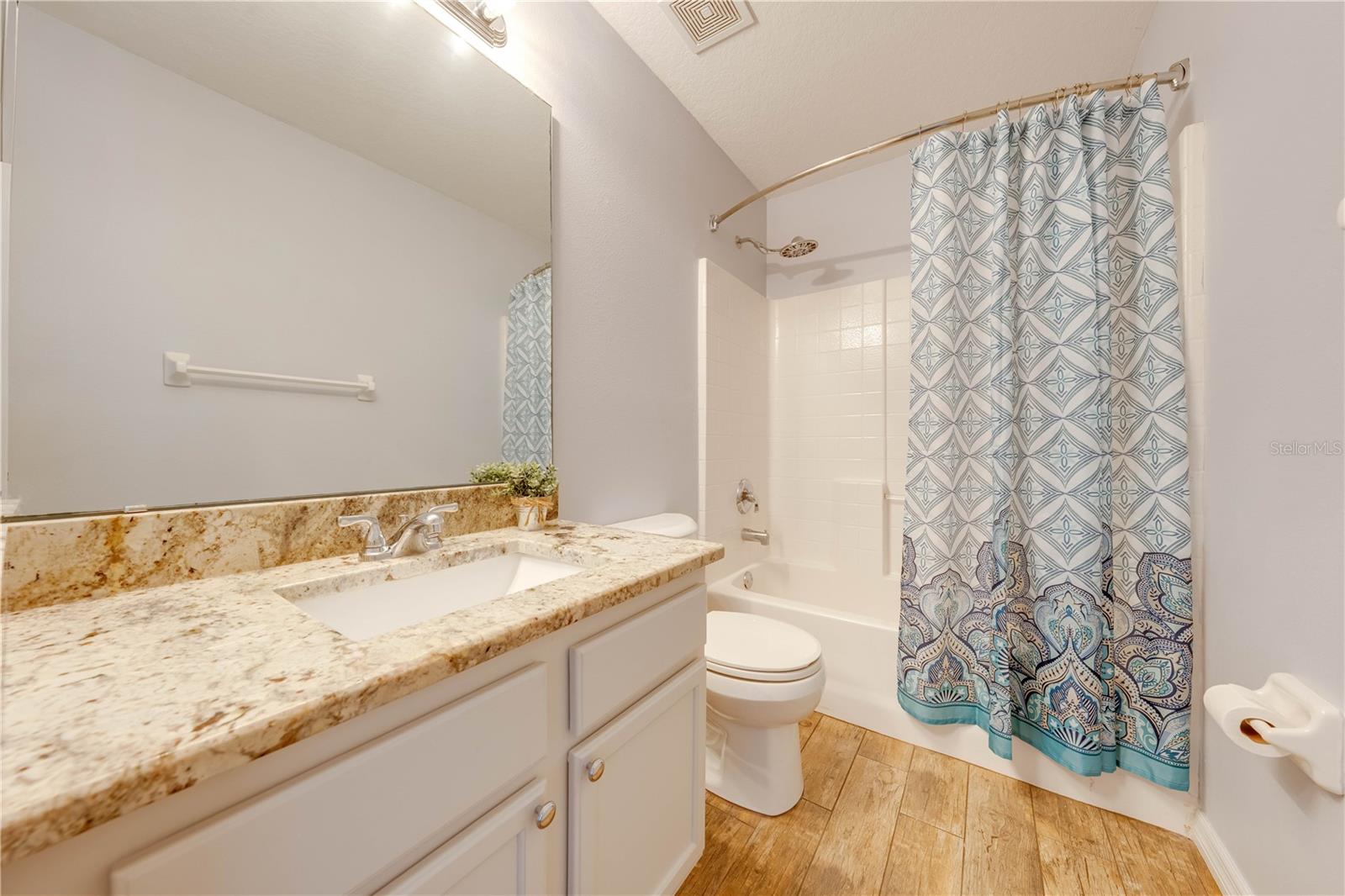 Image 26 of 47 For 4775 Mallard Drive