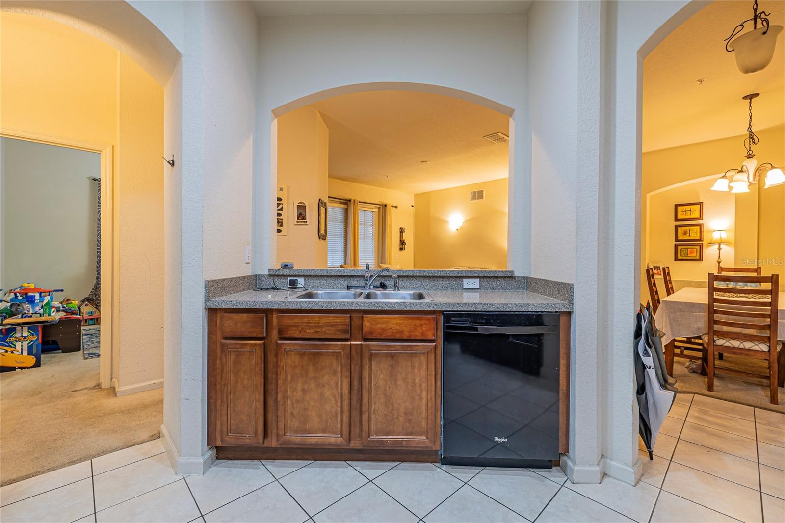 Image 6 of 26 For 3301 Whitestone Circle 203