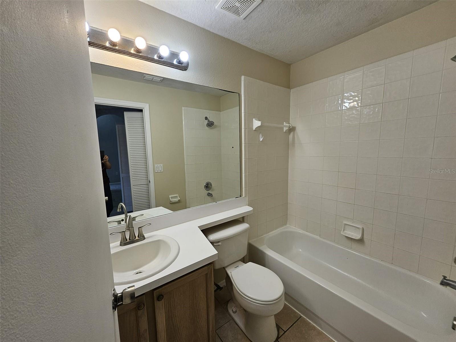 Image 12 of 17 For 13438 Fairway Glen Drive 202