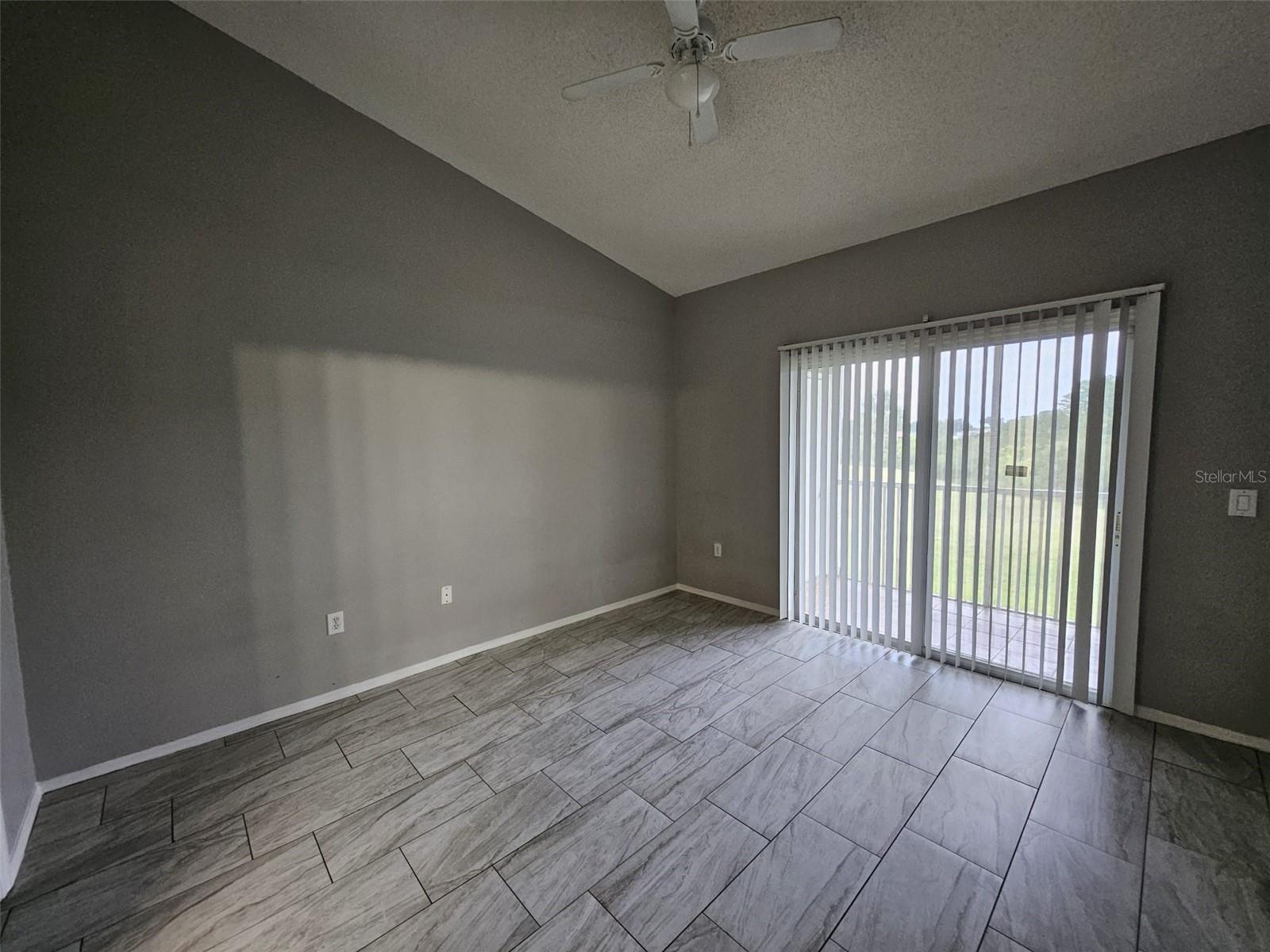 Image 14 of 17 For 13438 Fairway Glen Drive 202