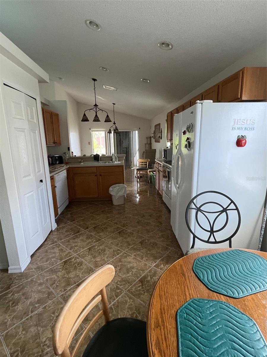 Image 5 of 19 For 230 Halstead Drive
