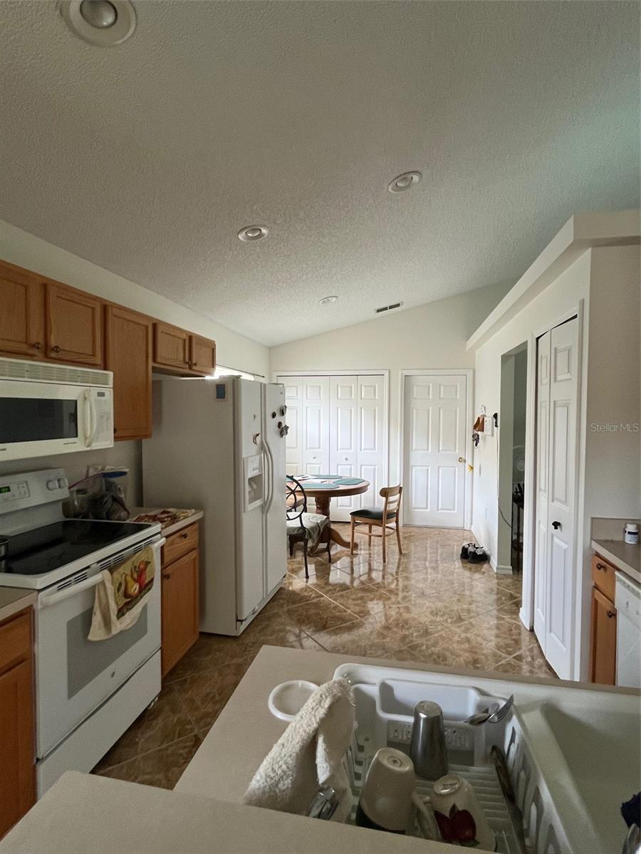 Image 6 of 19 For 230 Halstead Drive
