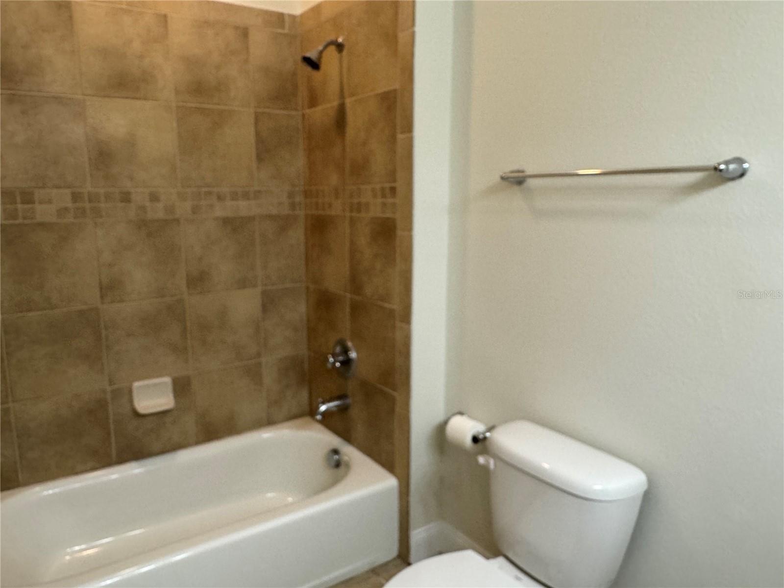Image 23 of 26 For 2550 Bella Vista Drive