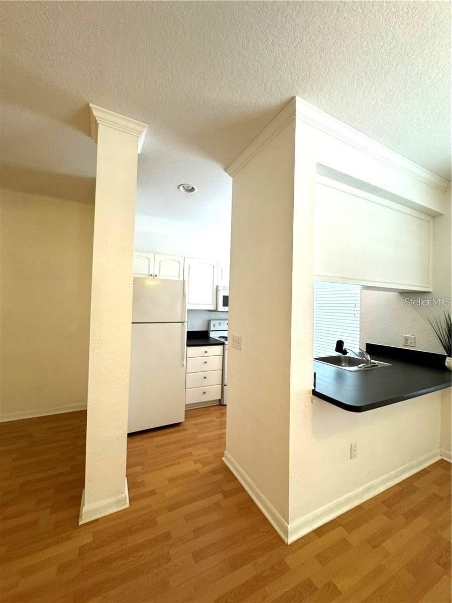 Image 7 of 27 For 860 Orange Avenue 145