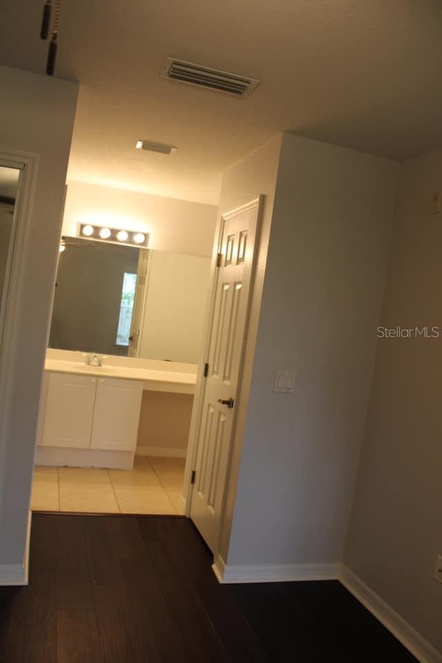 Image 26 of 41 For 2804 Club Cortile Circle A
