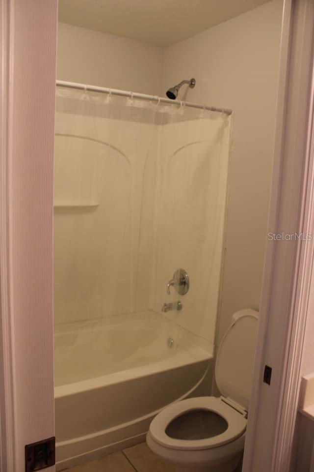 Image 31 of 41 For 2804 Club Cortile Circle A