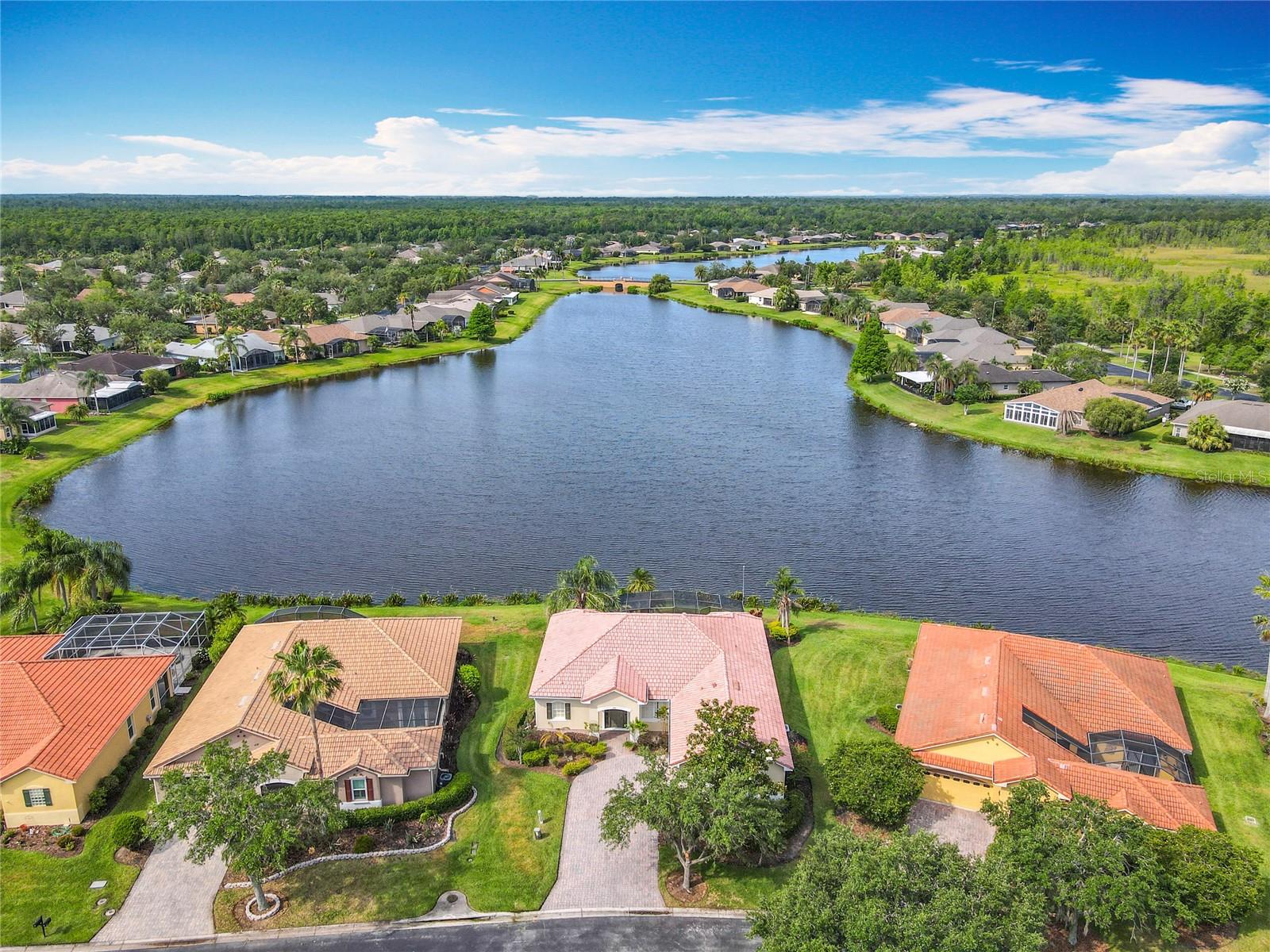Image 2 of 67 For 644 Shorehaven Drive