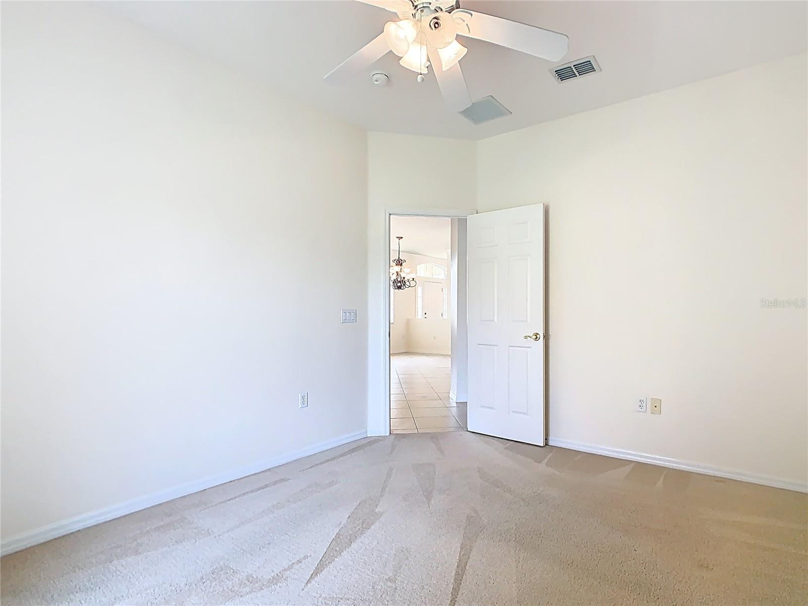 Image 29 of 67 For 644 Shorehaven Drive
