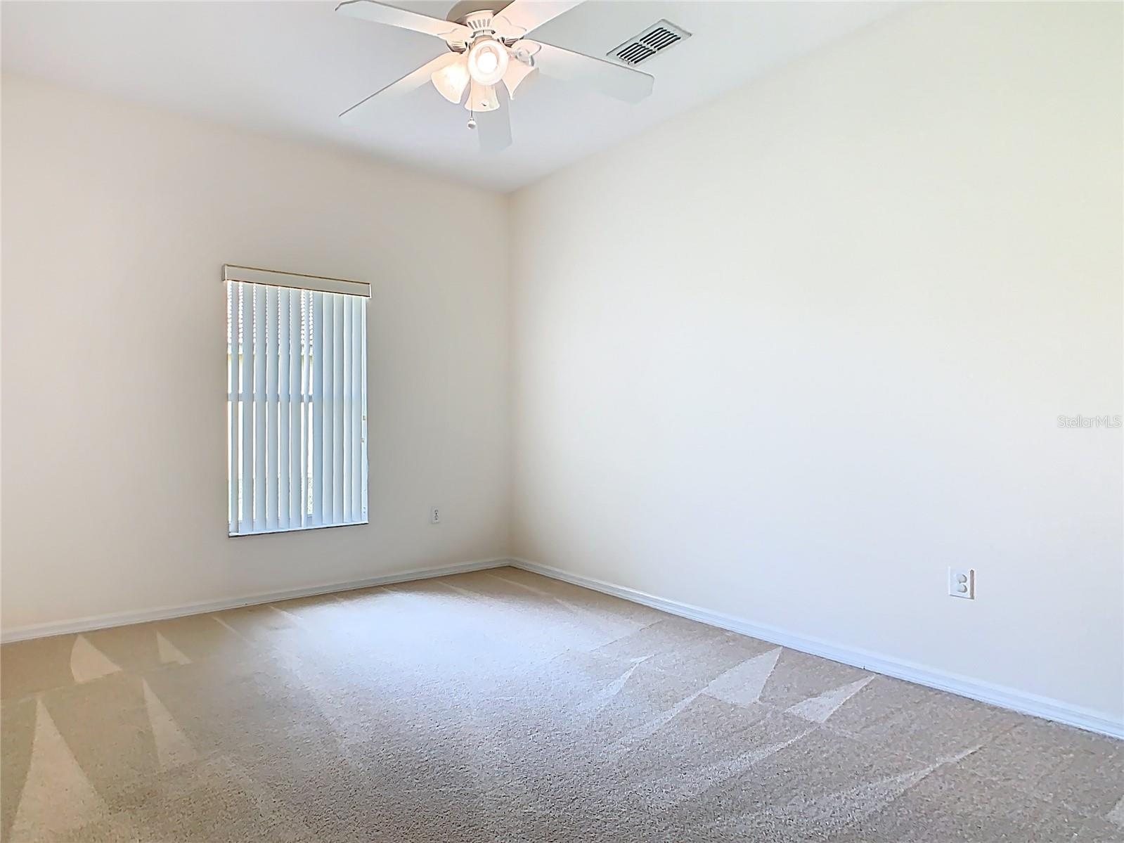 Image 31 of 67 For 644 Shorehaven Drive