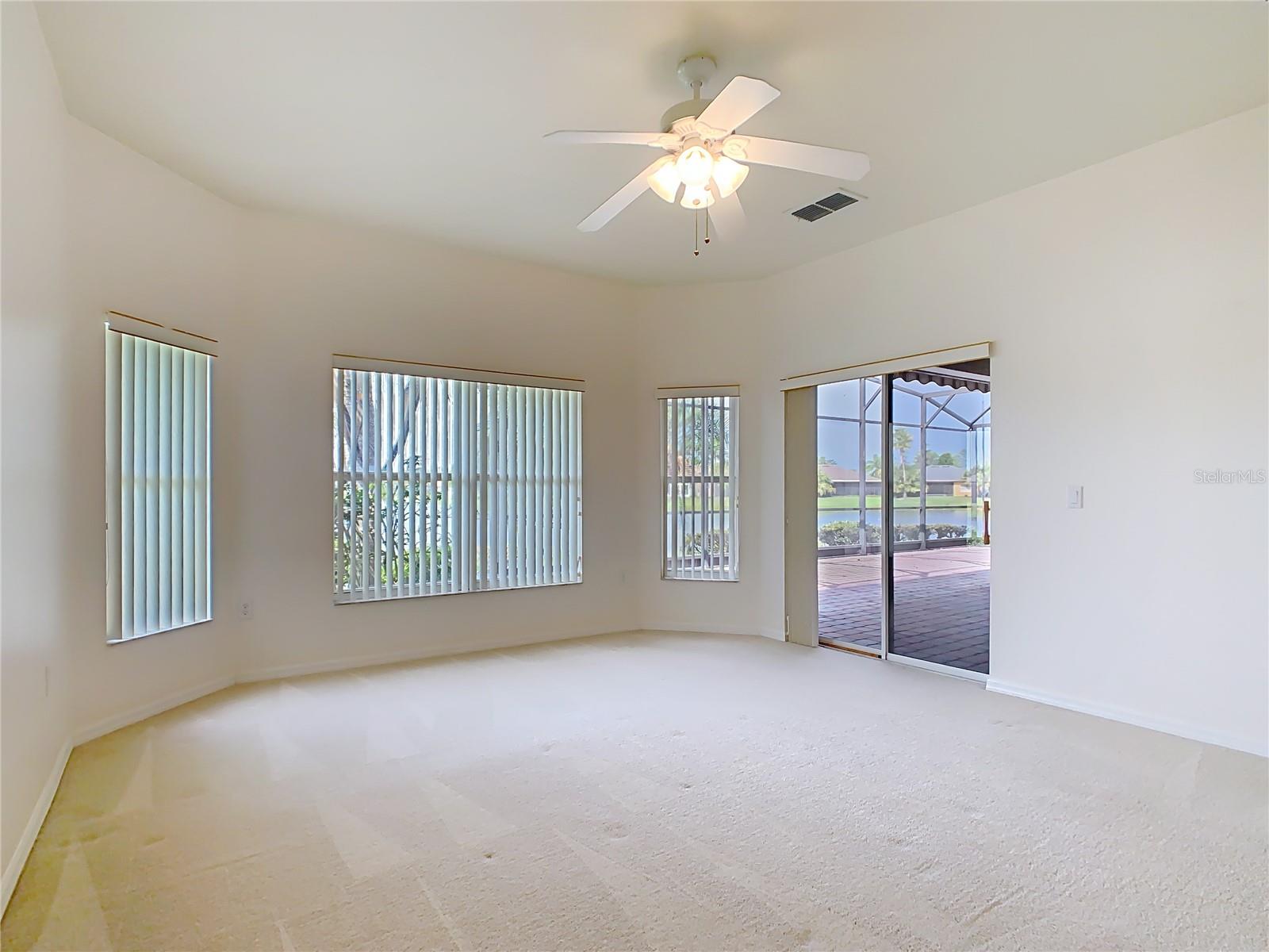 Image 36 of 67 For 644 Shorehaven Drive