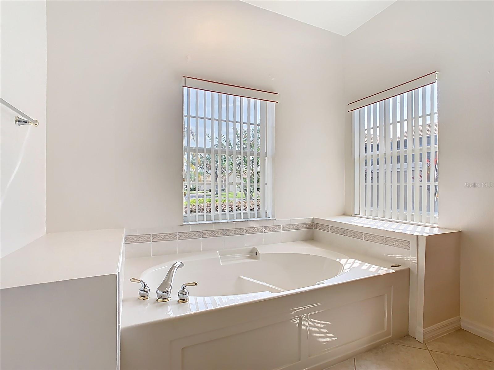 Image 45 of 67 For 644 Shorehaven Drive