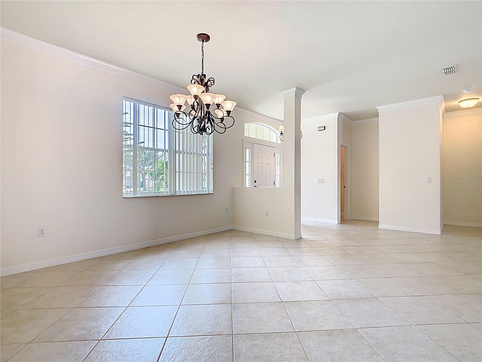 Image 9 of 67 For 644 Shorehaven Drive
