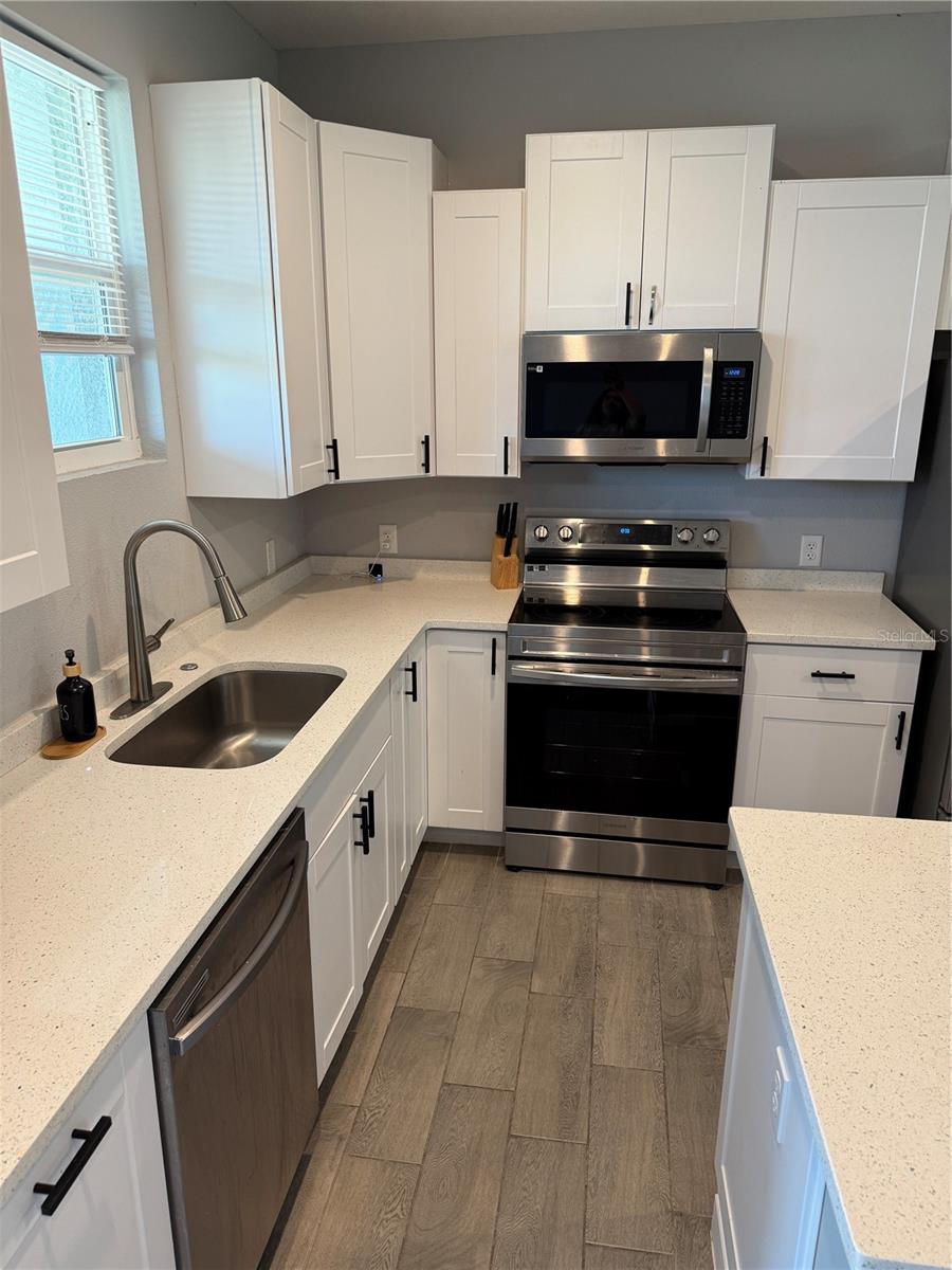 Image 6 of 16 For 1429 Punta Gorda Drive