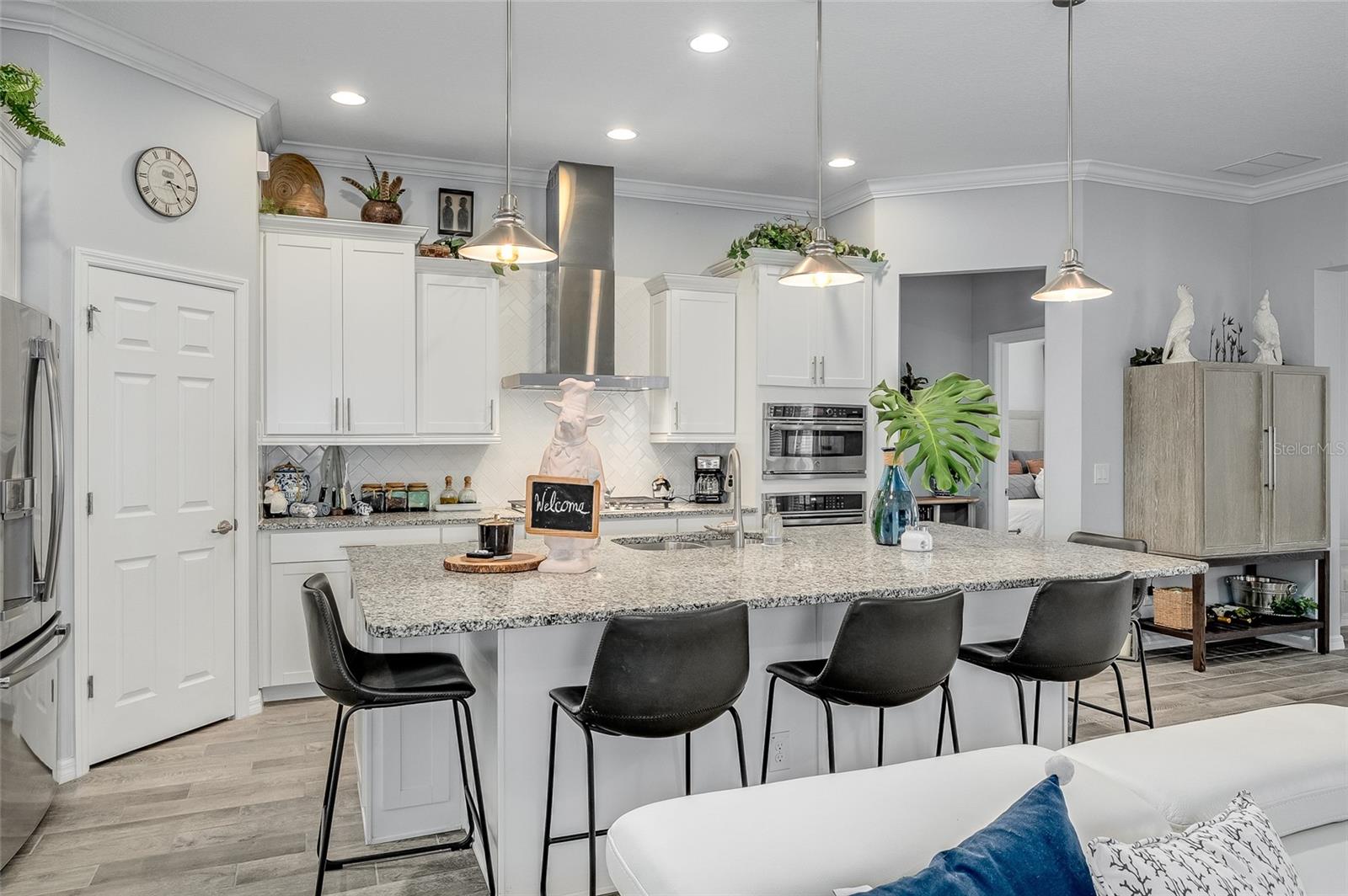 Image 21 of 62 For 7957 Hanson Bay Place