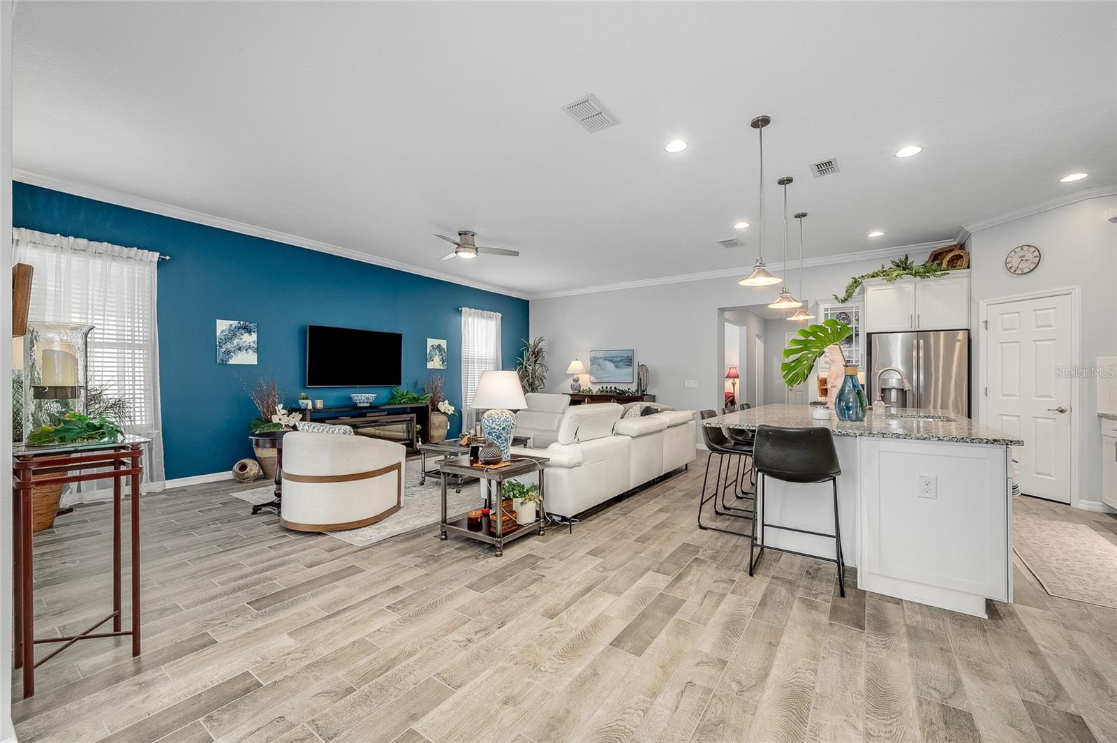 Image 29 of 62 For 7957 Hanson Bay Place