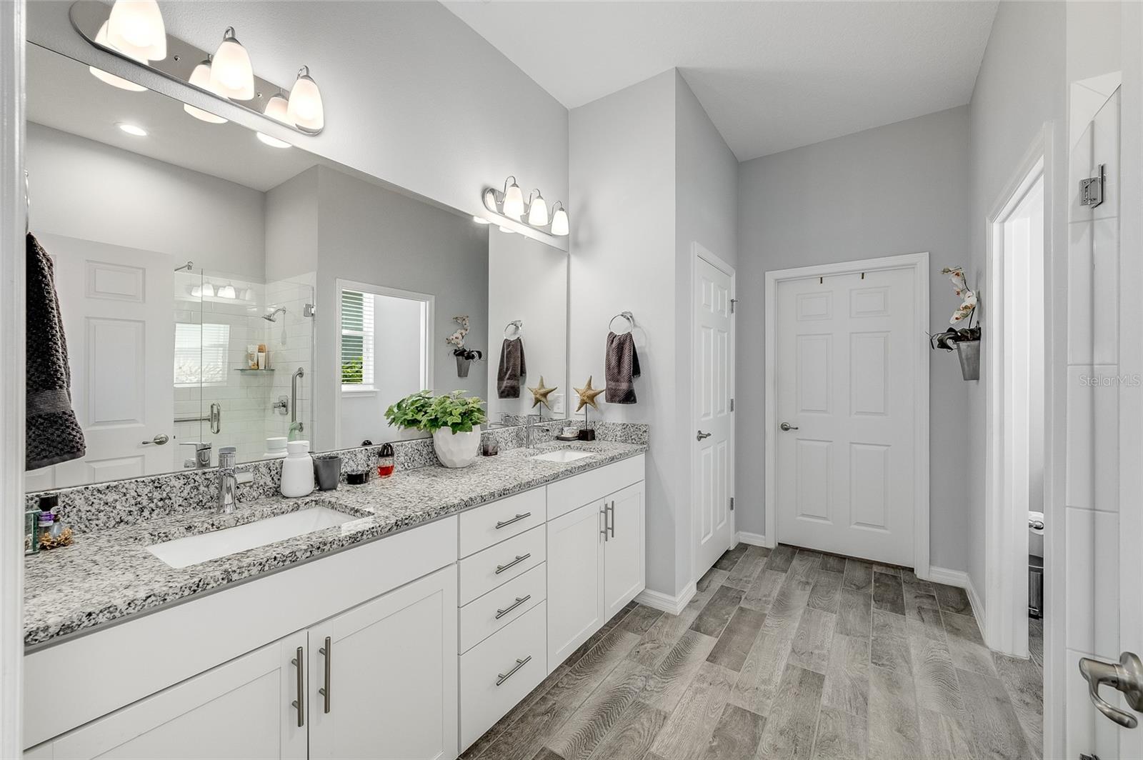 Image 41 of 62 For 7957 Hanson Bay Place