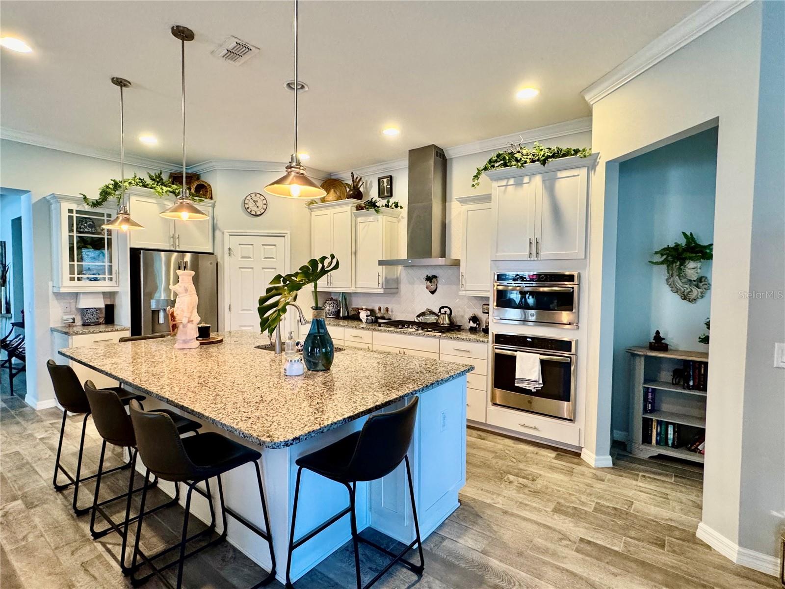 Image 5 of 62 For 7957 Hanson Bay Place