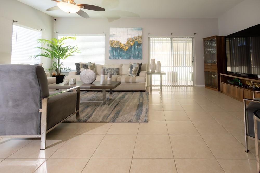 Image 10 of 82 For 1033 42nd Terrace